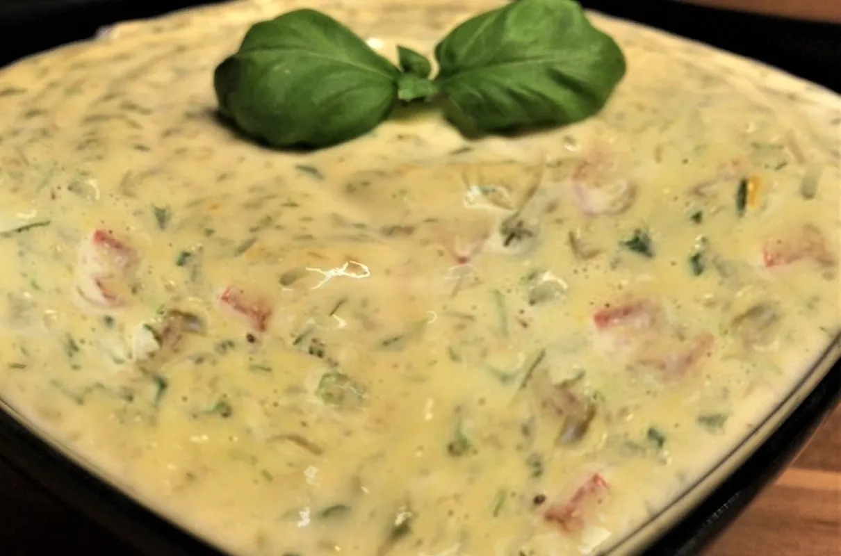 Składniki na sos remulada