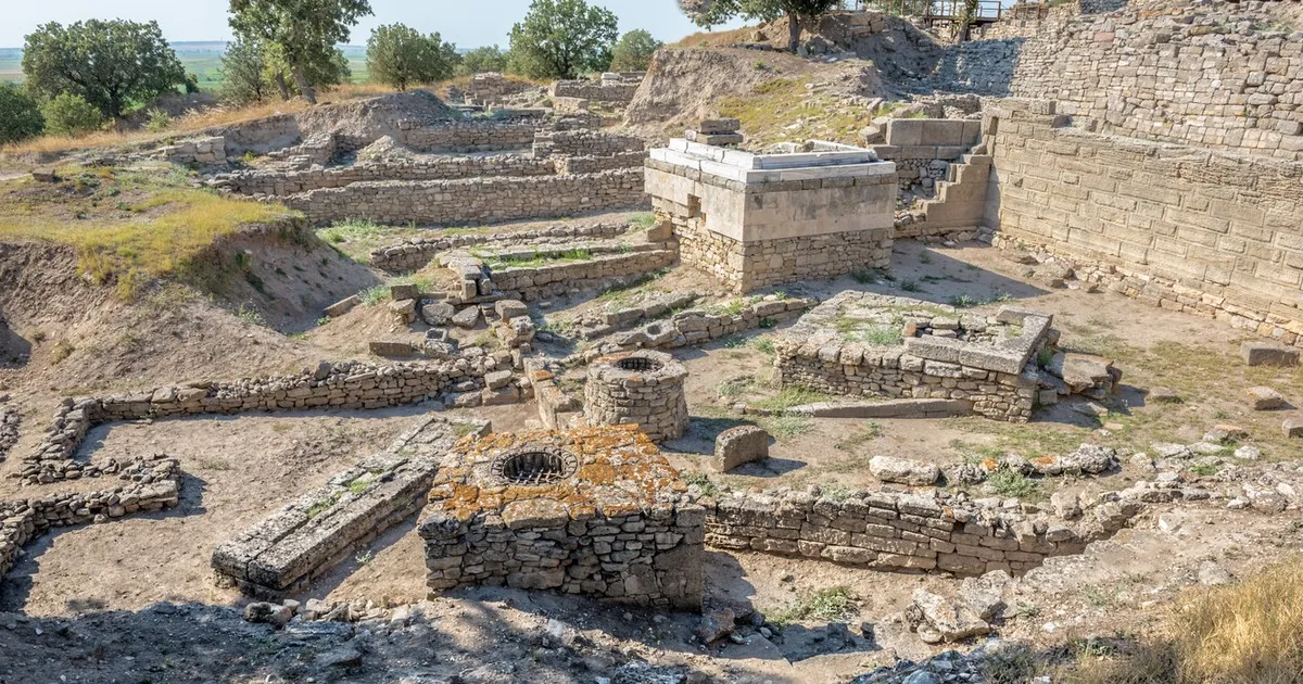 Zdjęcie Troja gdzie leży? Odkryj tajemnice lokalizacji w Turcji