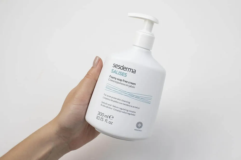 Składniki aktywne w żelach punktowych, kwas salicylowy niacynamid