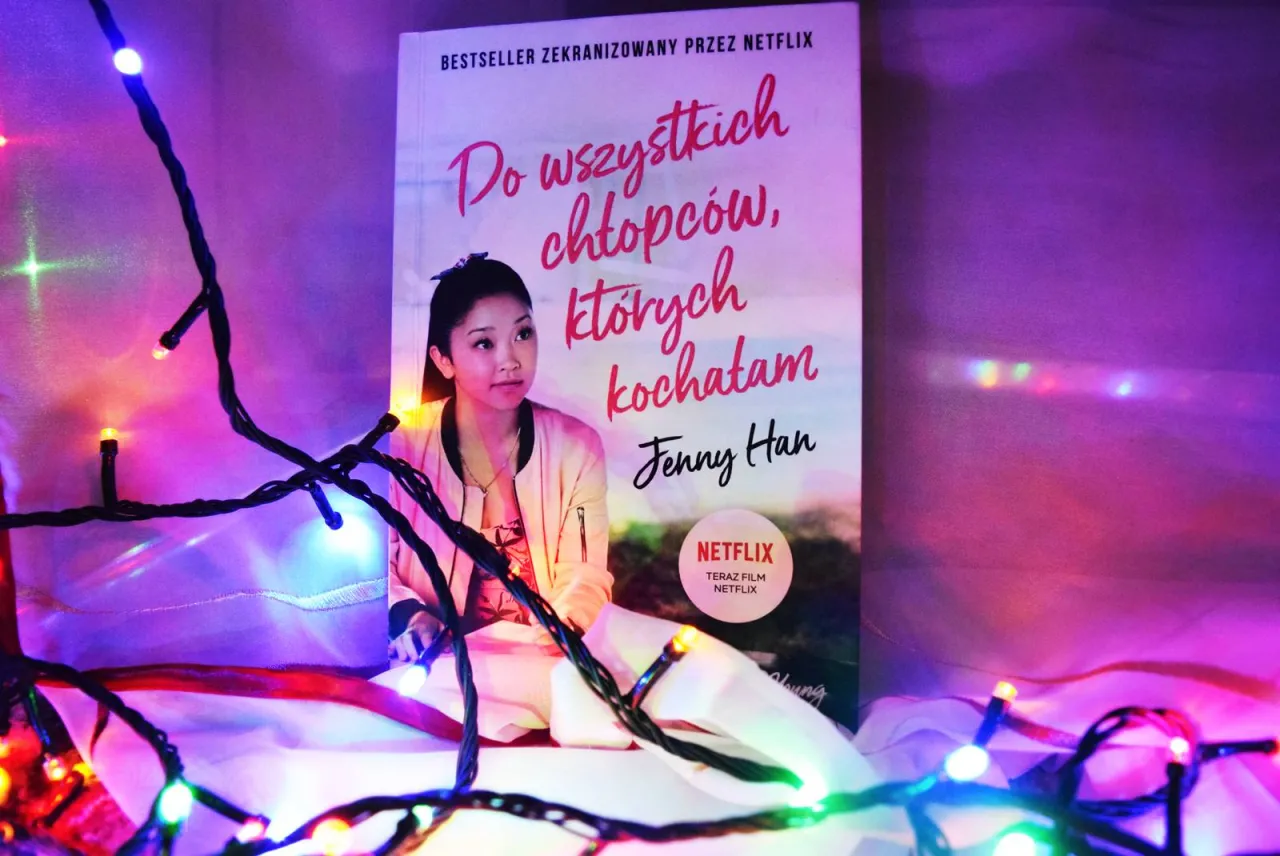 por&oacute;wnanie książka film do wszystkich chłopc&oacute;w kt&oacute;rych kochałam