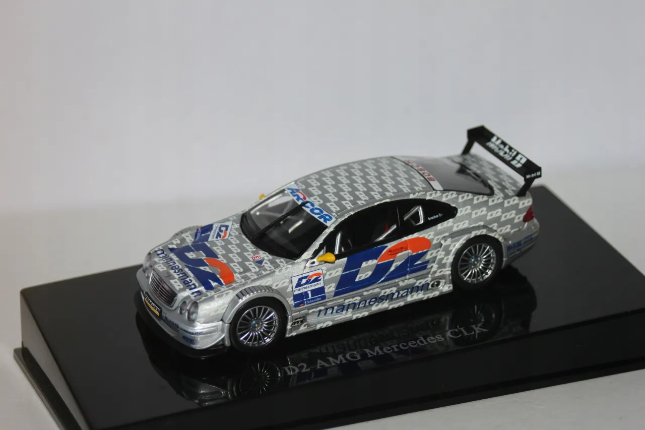 Mercedes CLK W208 design