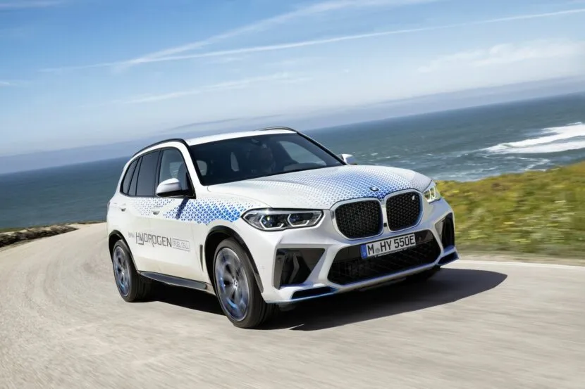 BMW iX5 render electric SUV