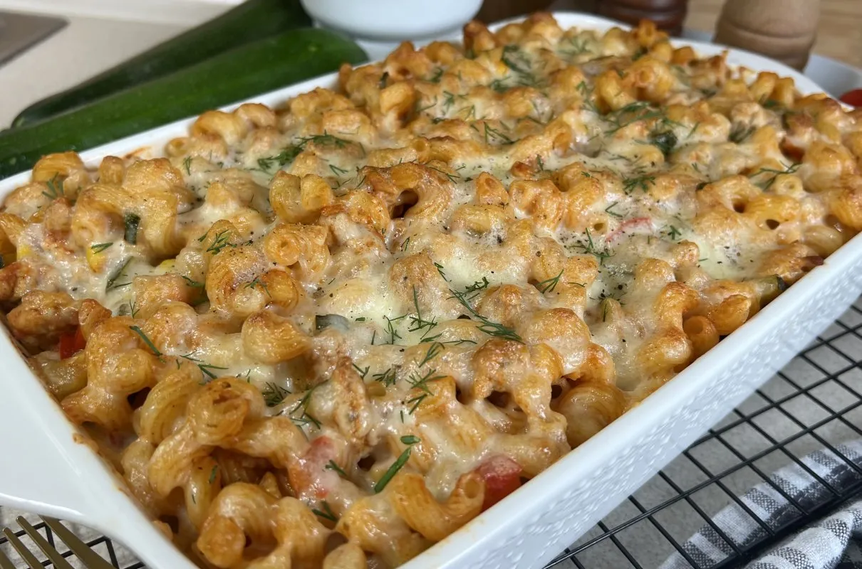 zapiekanka makaronowa z mięsem mielonym gotowa