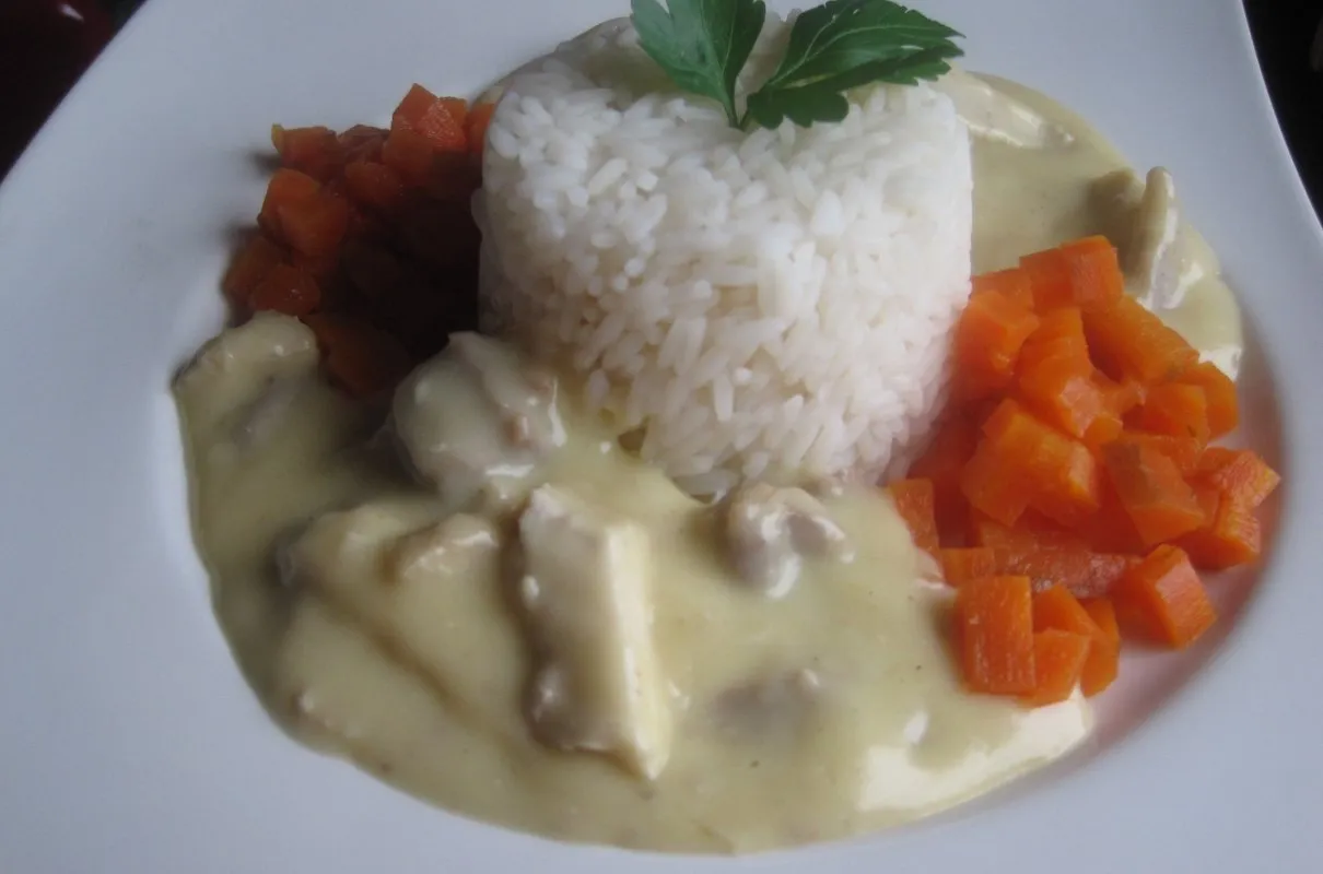 składniki sos do potrawki z kurczaka