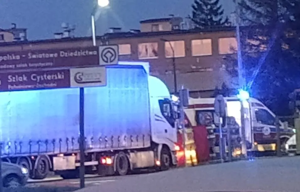 ciężarówka służby ratunkowe polska