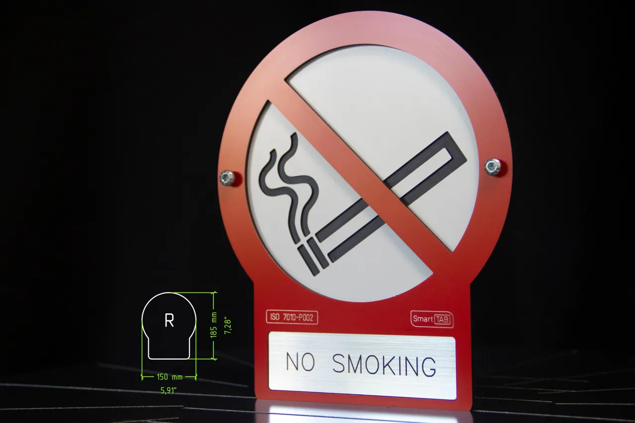Oznaczenia stref dla palaczy w hotelu