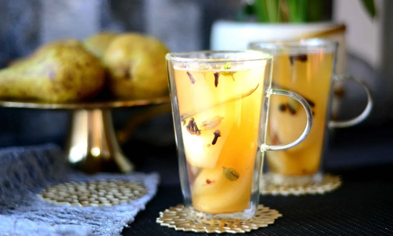 grzane białe wino z cytrusami