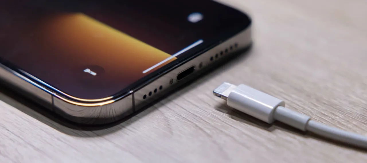 iPhone modele ładowanie porty porównanie