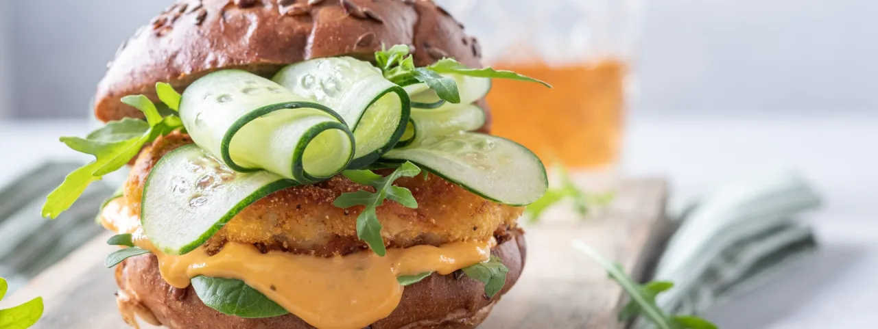 diversi tipi di pesce per hamburger