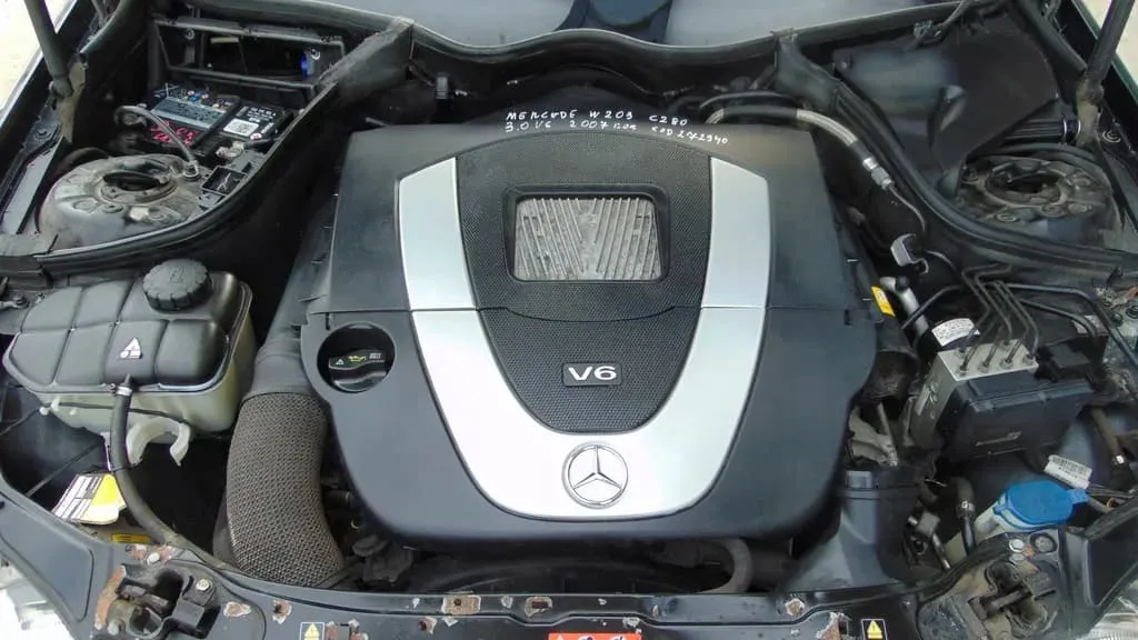 Zdjęcie Mercedes CLK W209 jaki silnik - wybierz najlepszą jednostkę napędową