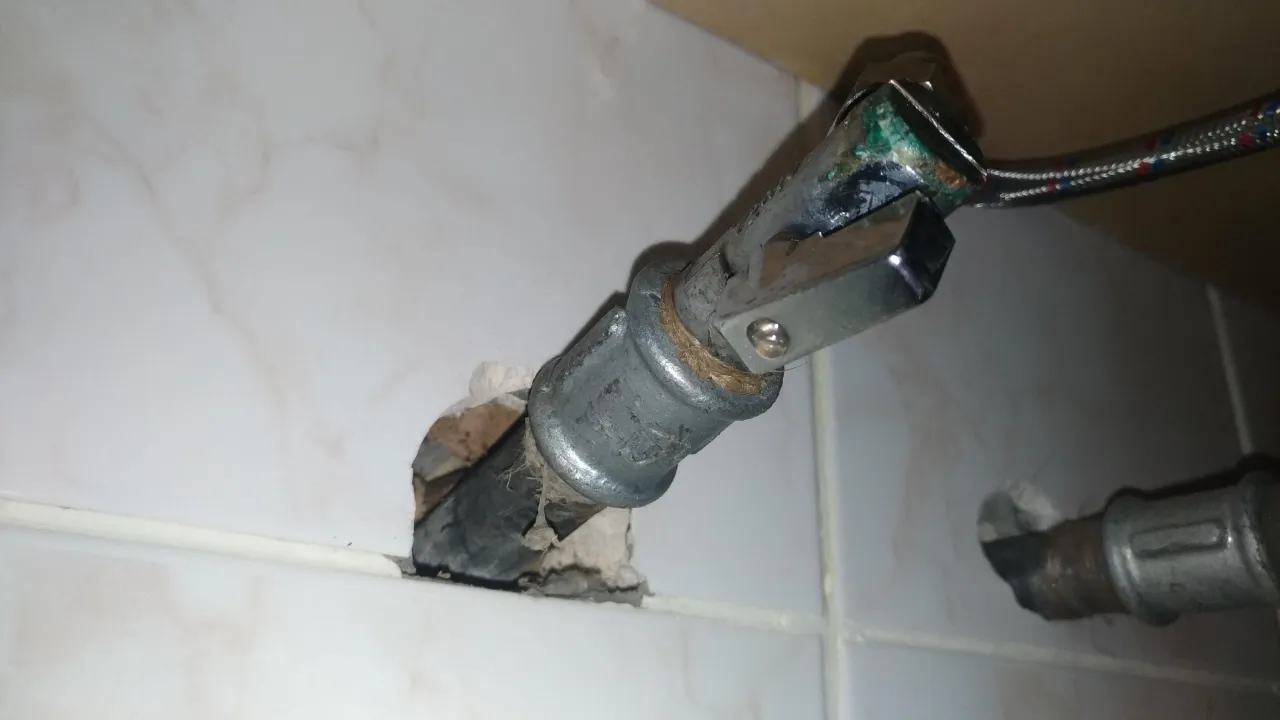 zawory kątowe pod zlewem