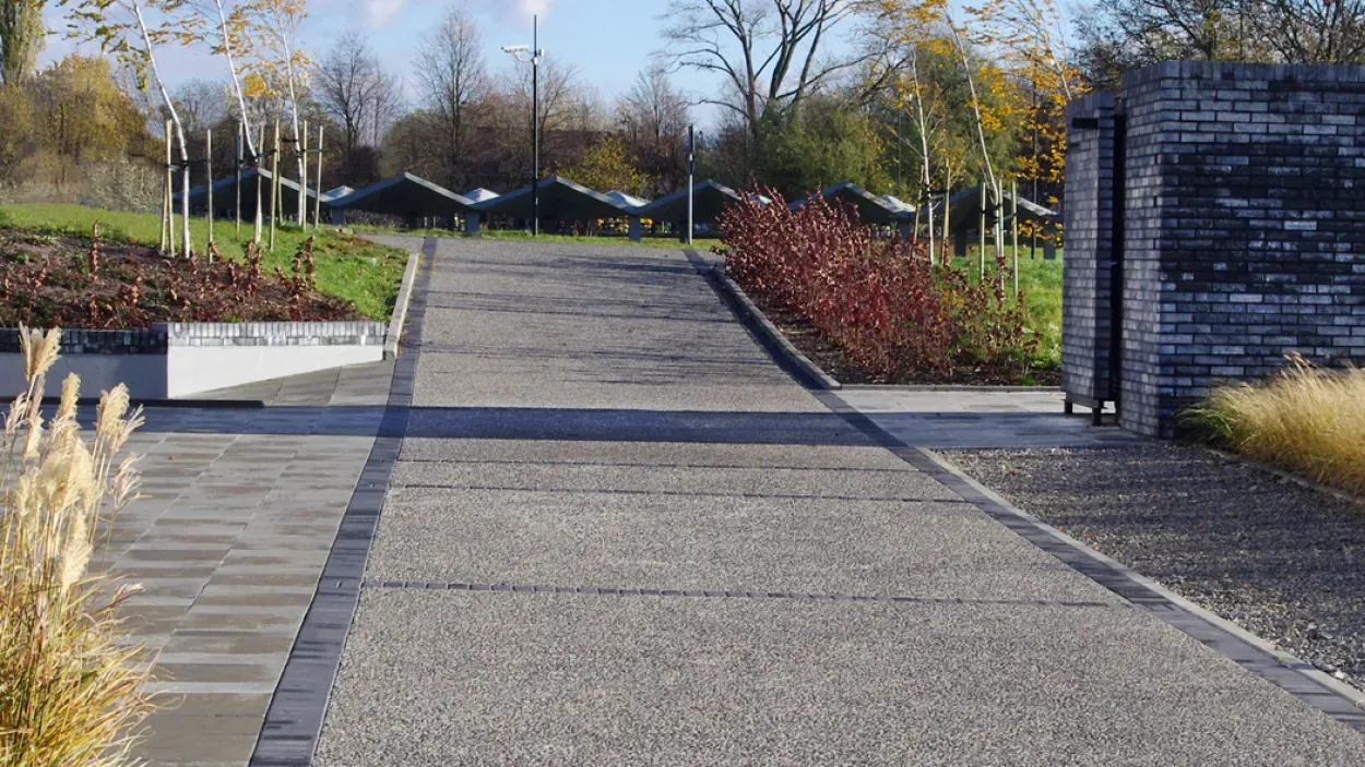 Beton dekoracyjny na podjazd przykłady