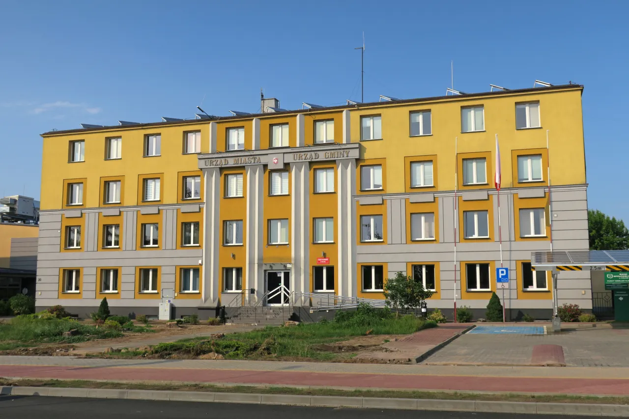 Urząd miasta lub gminy w Polsce