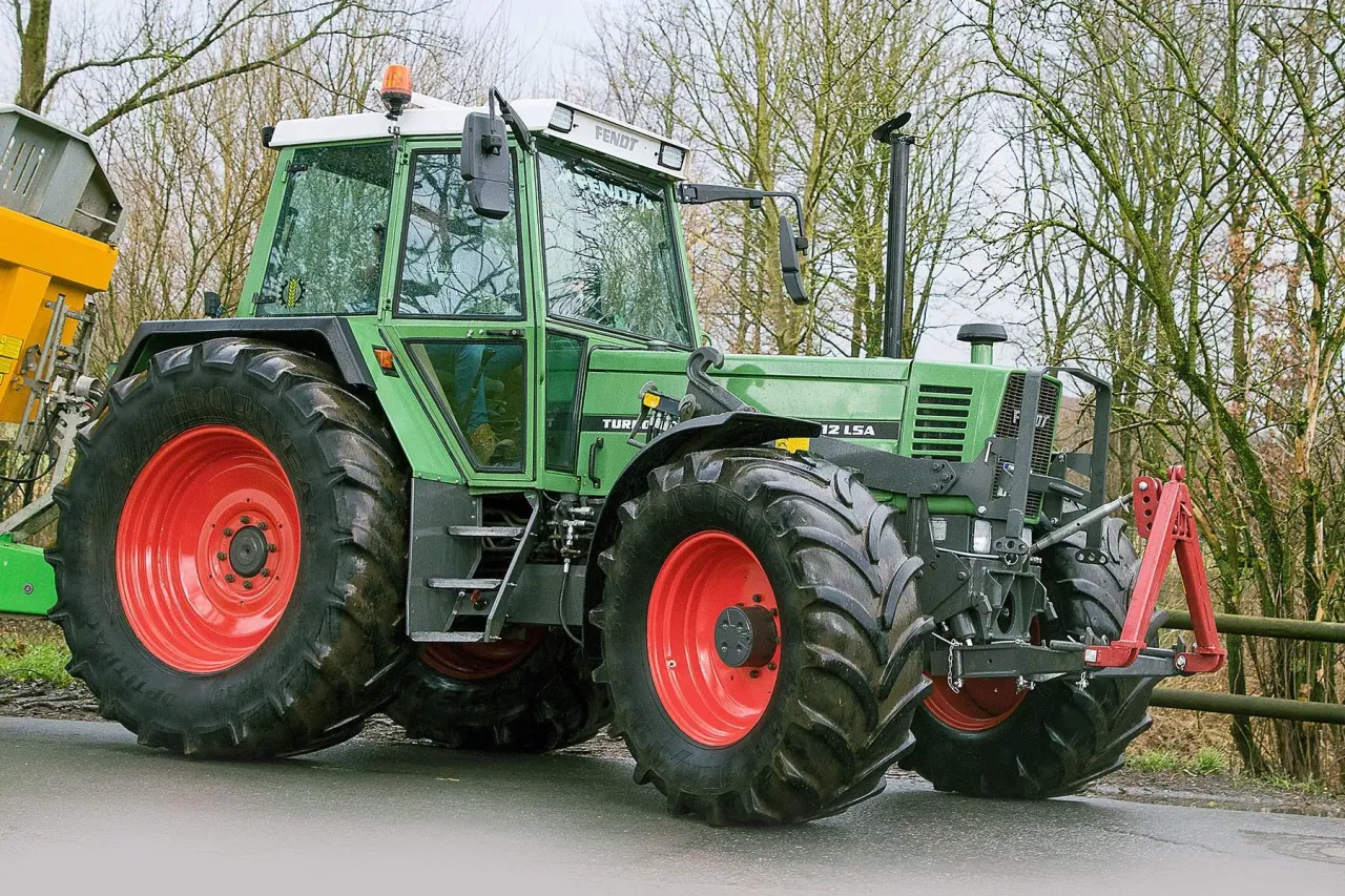 Typowe uszkodzenia wiązki elektrycznej ciągnika Fendt