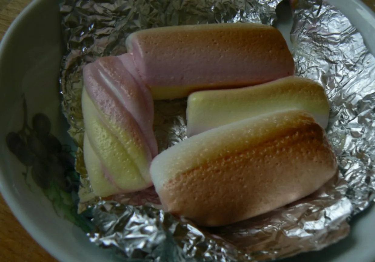 Spalone pianki marshmallow w piekarniku