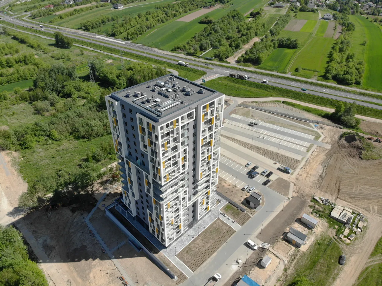 Nowoczesne osiedle mieszkaniowe w budowie, perspektywa z lotu ptaka