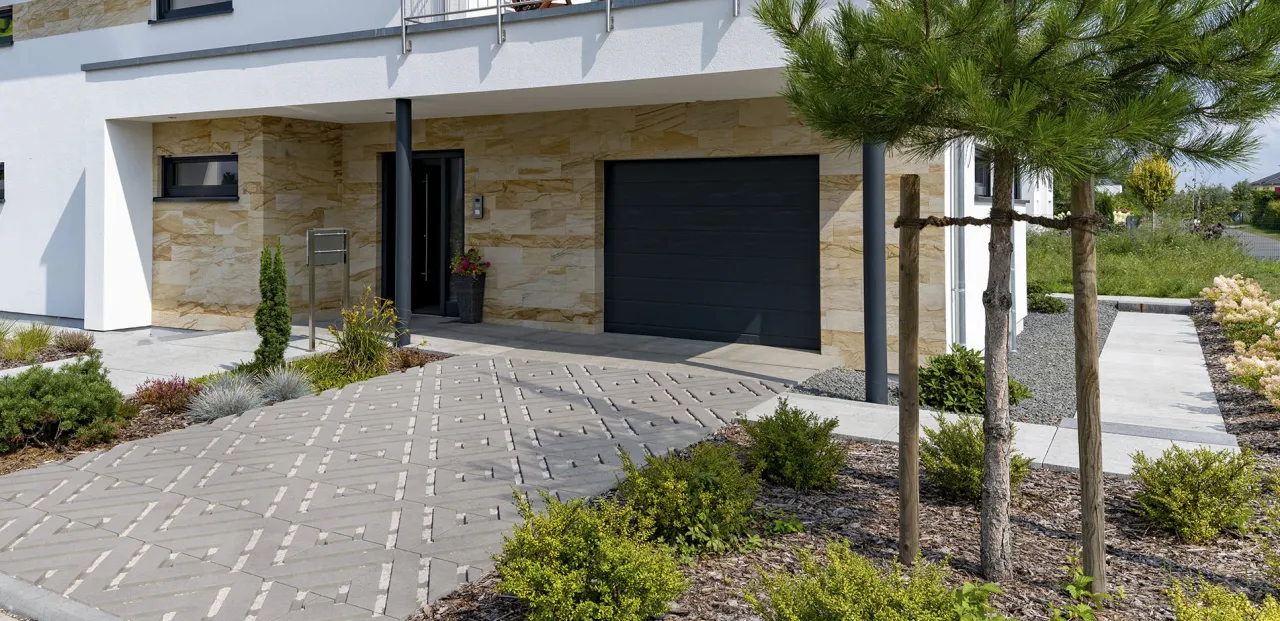 Podjazd z płyt ażurowych betonowych