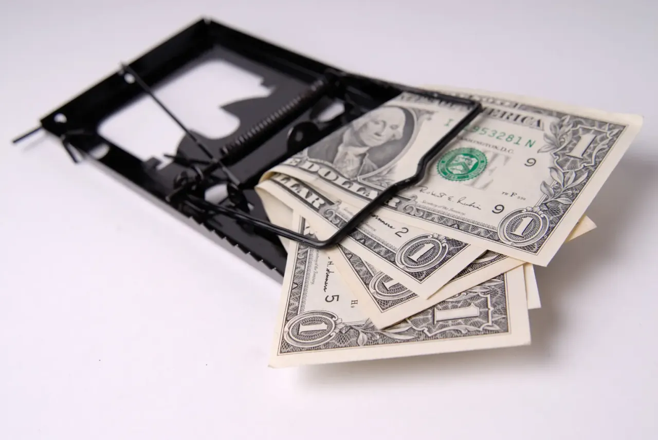 kalendarz z zaznaczonymi dwoma latami karencji ubezpieczenie