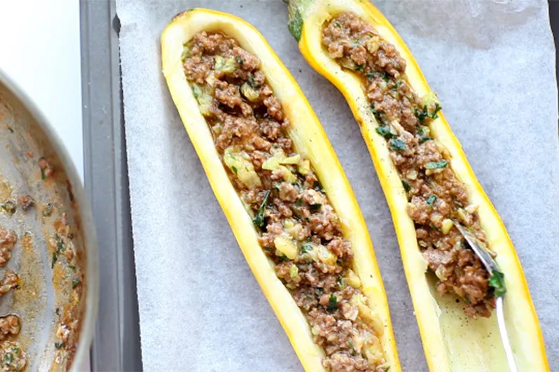 Faszerowana cukinia przepis