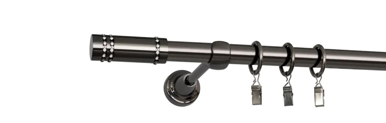 Eleganckie karnisze Bojanek z kryształkami, gdzie kupić? Stylowy metalowy karnisz z ozdobnym zakończeniem i k&oacute;łkami.