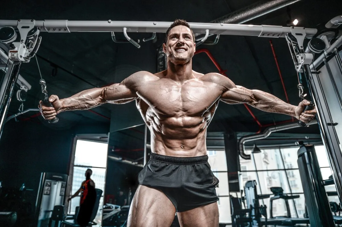 poprawna technika ćwiczeń siłowych