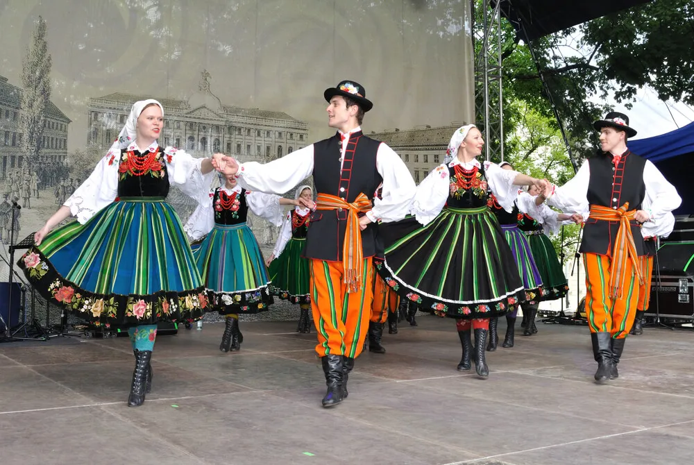 folklor polski tańce ludowe polka regionalna