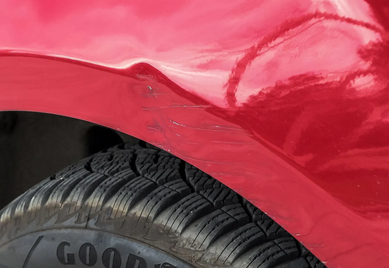 Zużycie lakieru na samoch&oacute;d tabela