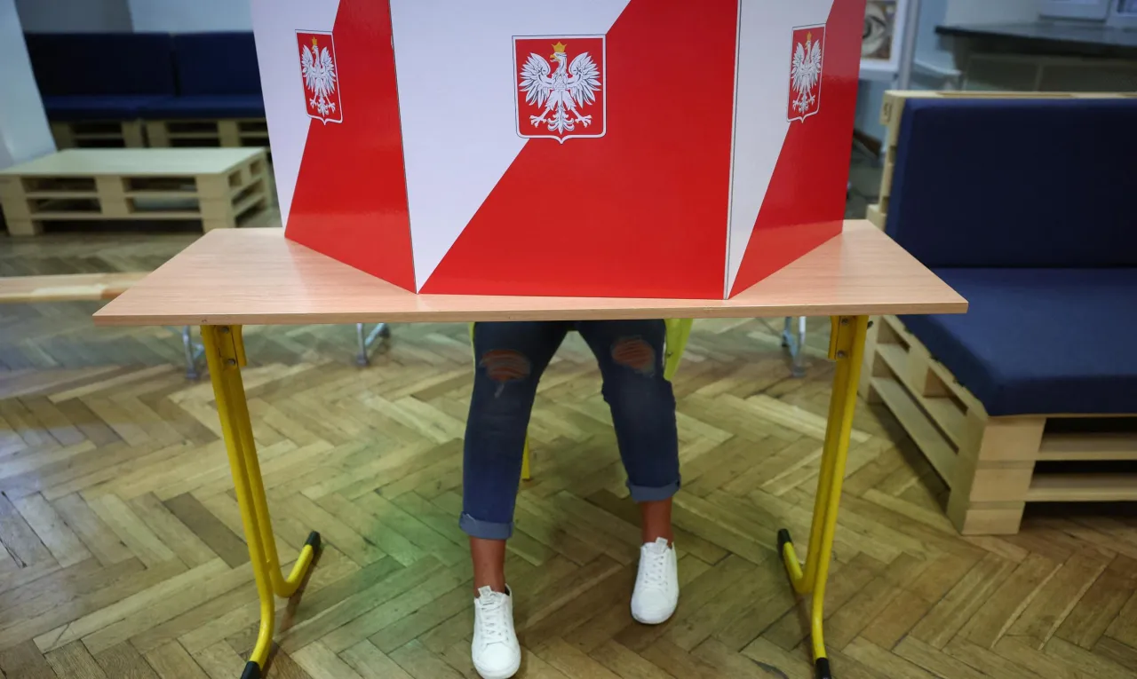 Zdjęcie Kto stwierdza ważność wyborów do sejmu i senatu? Kluczowe informacje