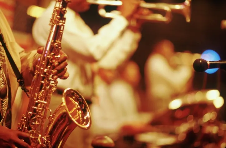 Zdjęcie Muzyka jazzowa silnie synkopowana – rytm, który zachwyca i zaskakuje