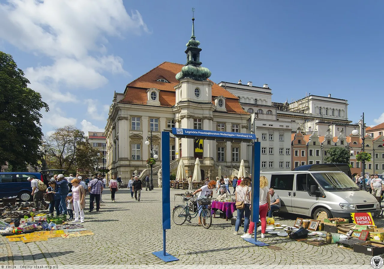 Zdjęcie Kiedy będzie giełda staroci w Legnicy? Nie przegap tej okazji!