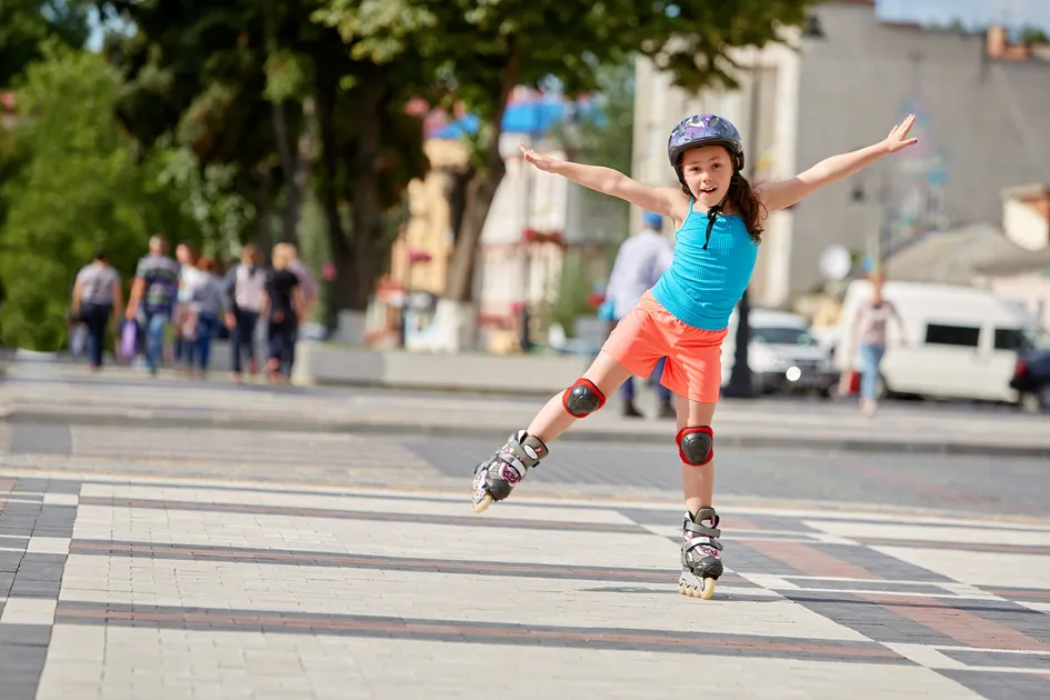 Zdjęcie Ile trwa nauka jazdy na rolkach? Odkryj, co wpływa na czas nauki