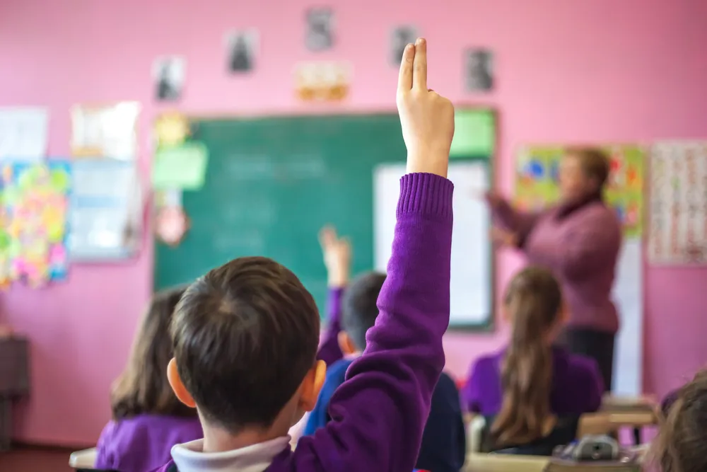 Zdjęcie Kiedy zlikwidowano gimnazja w Polsce? Poznaj ważne fakty o zmianach