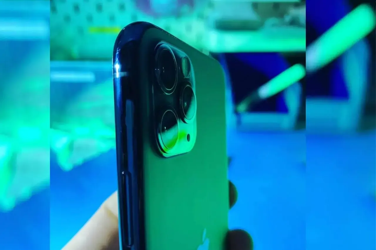 Zdjęcie Szkło na aparat w telefonie: wszystko co musisz wiedzieć przed zakupem