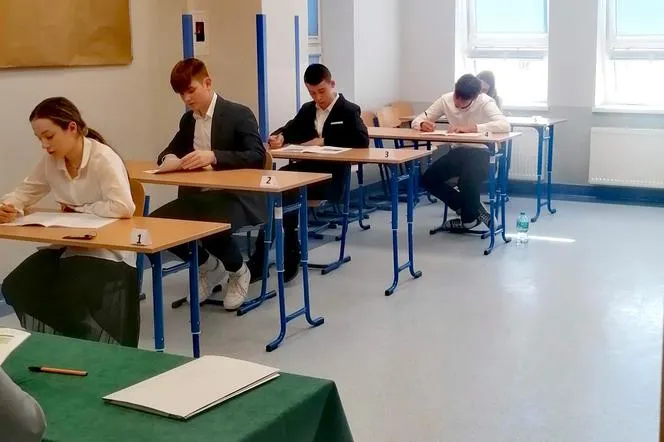 Zdjęcie Rzeszów zdaje egzamin: Imponujące wyniki matur i prawa jazdy