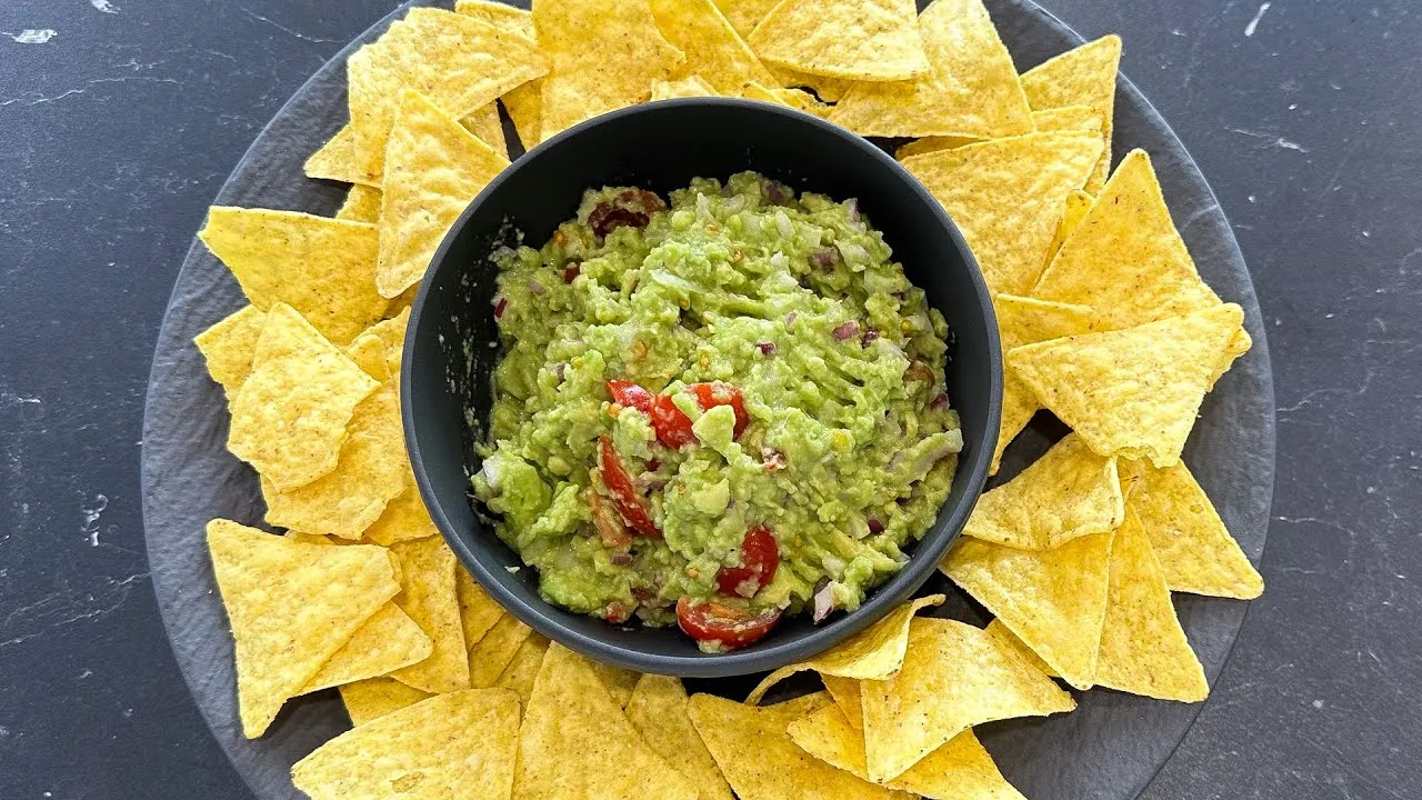 Guacamole świeże