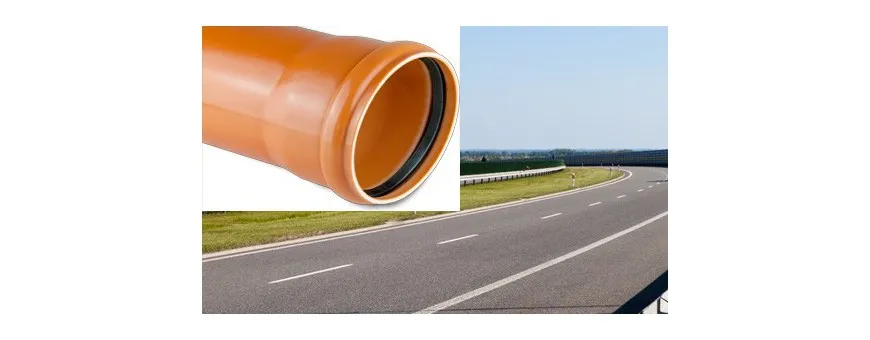 oznaczenie SN na rurze kanalizacyjnej z bliska