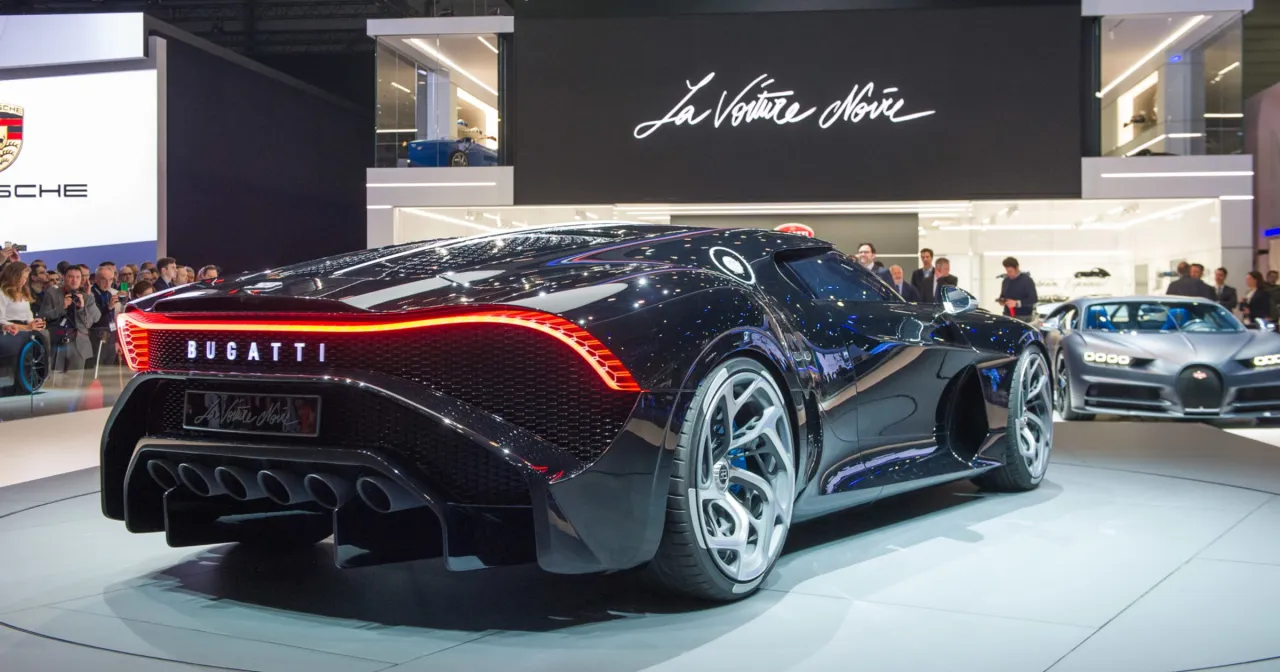 Bugatti La Voiture Noire silnik W16