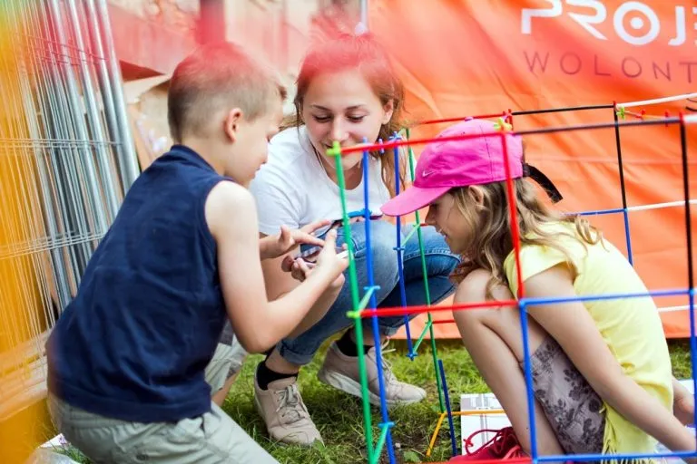 Student na praktykach, kursy online, wolontariat studencki