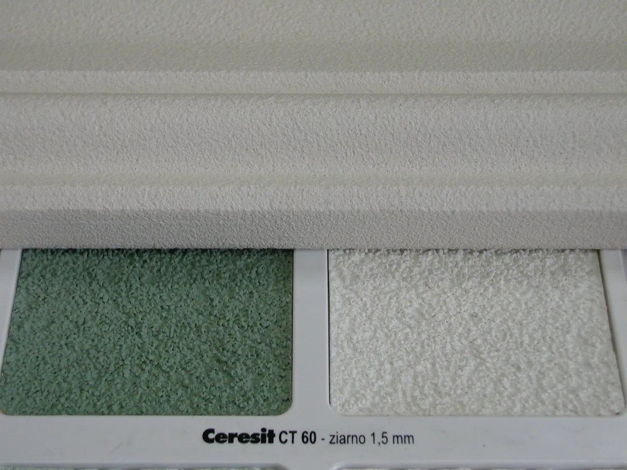 detale architektoniczne elewacji bonie gzymsy