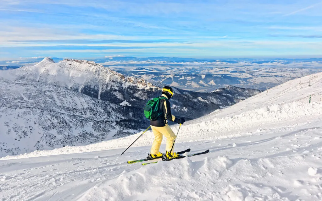 Zakopane stoki narciarskie widok na góry