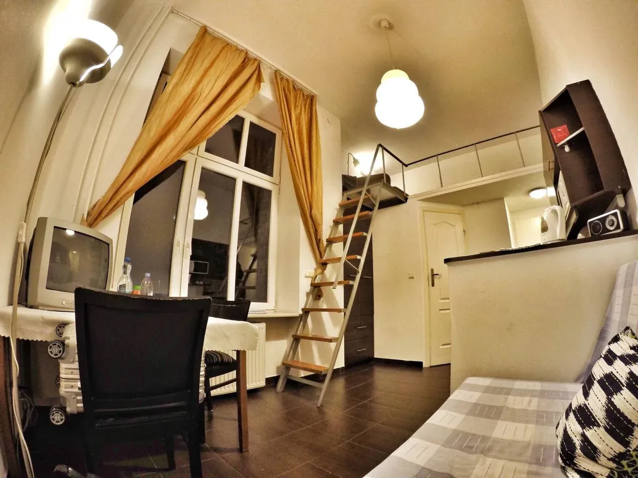 mapa cen noclegów Warszawa dzielnice