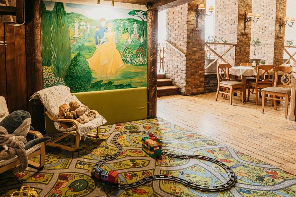Restauracja Zakopane dla rodzin z dziećmi, kącik zabaw