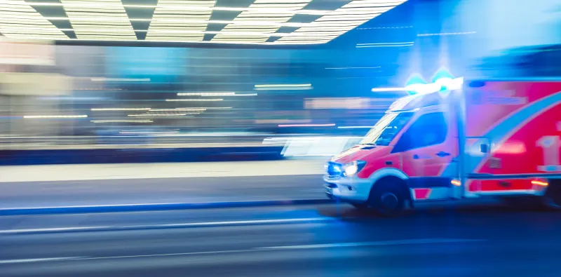 fałszywe wezwanie pogotowia