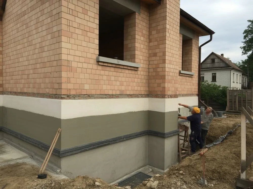 Zdjęcie Czym izolować fundamenty, aby uniknąć problemów z wilgocią?