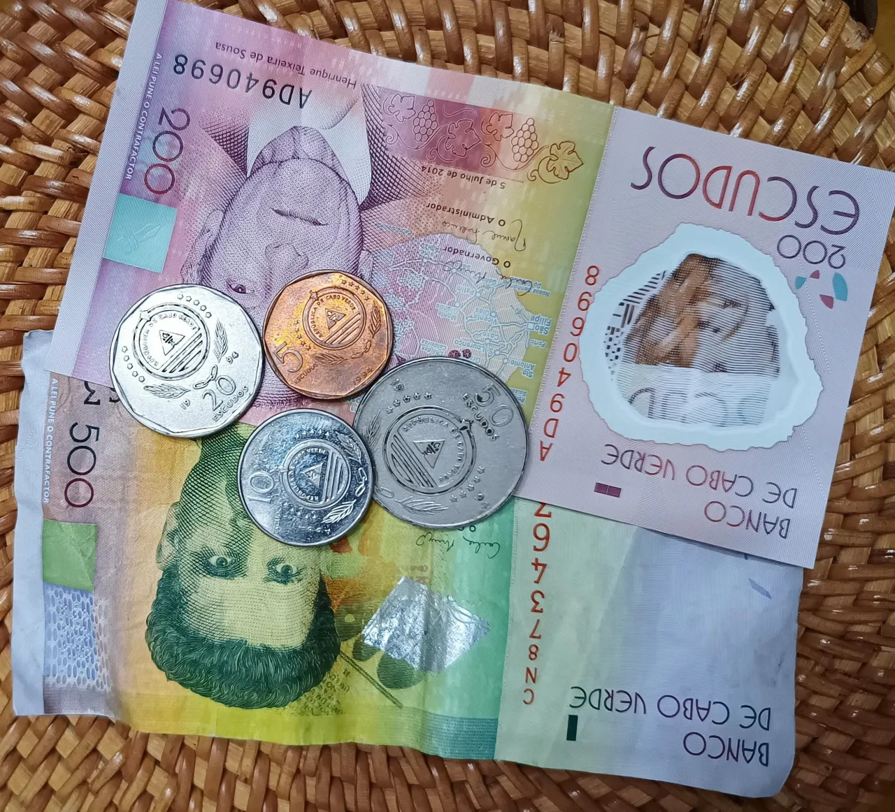 Wyspy Zielonego Przylądka banknoty escudo i euro