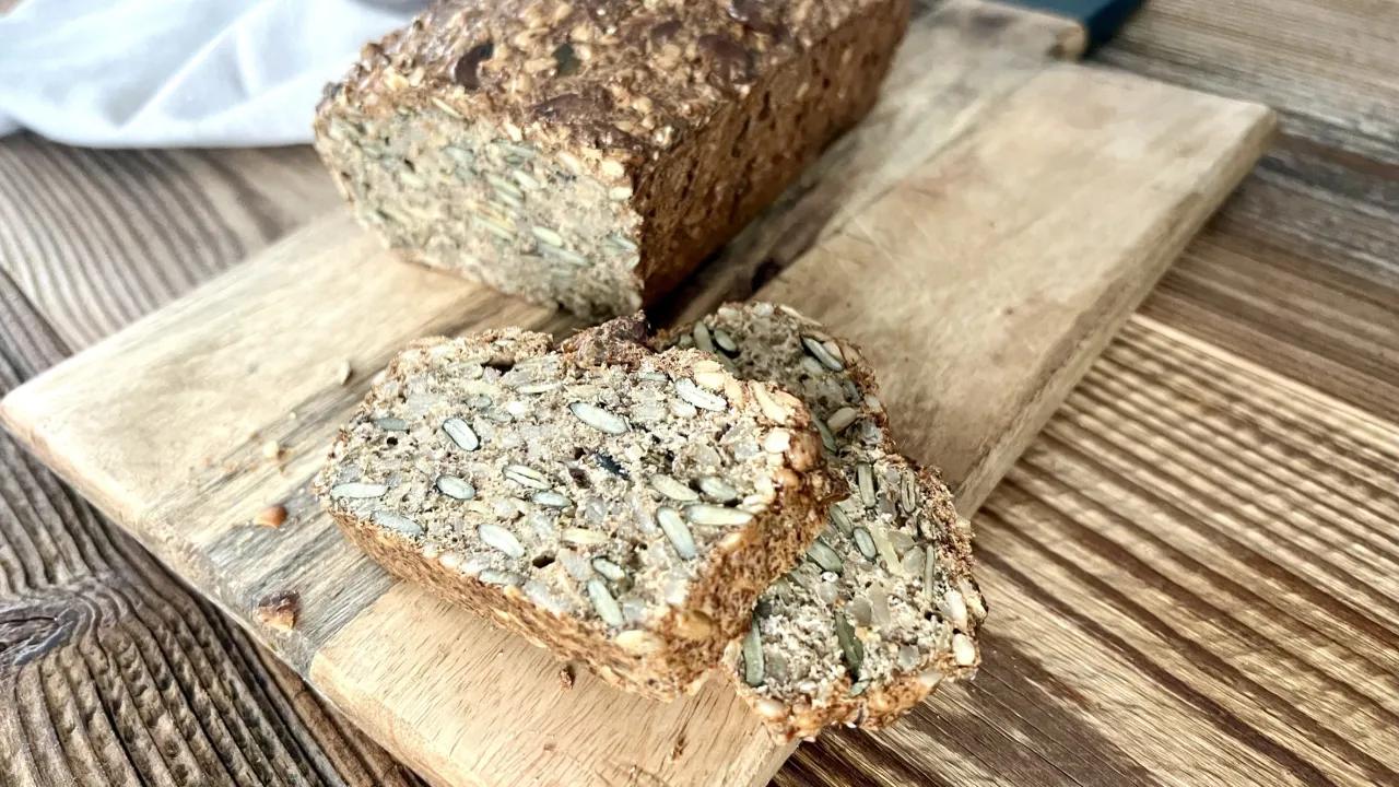 chleb z ziaren przepis