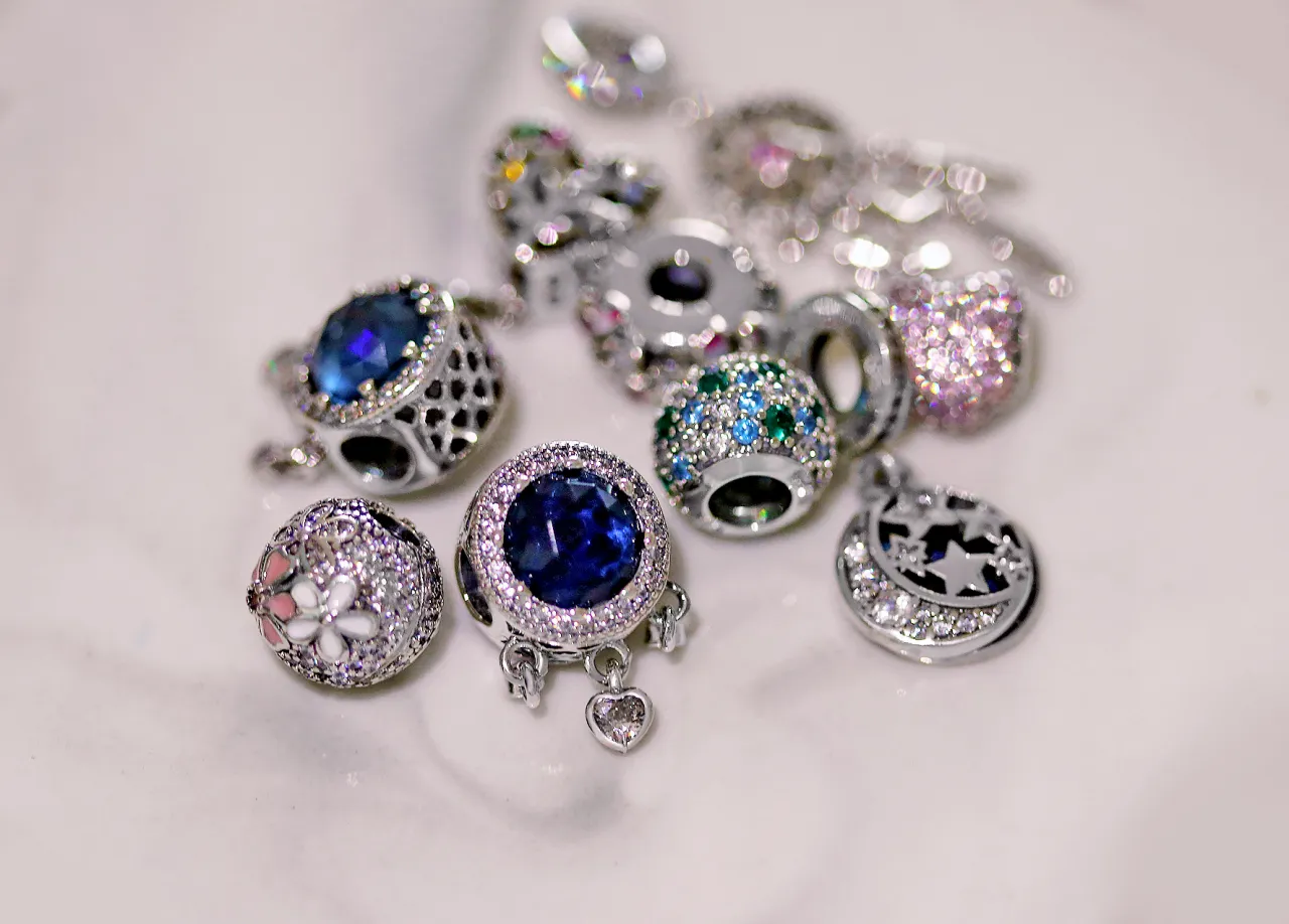 biżuteria pandora promocja charmsy