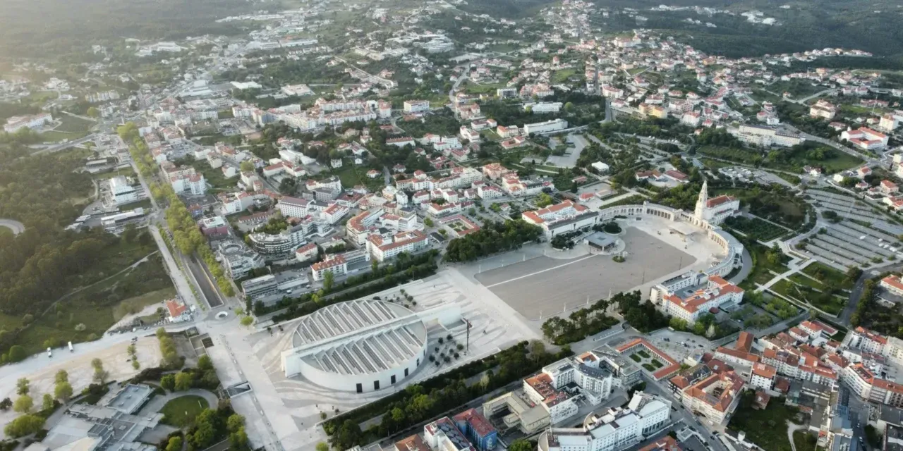 Sanktuarium Matki Bożej Fatimskiej z lotu ptaka