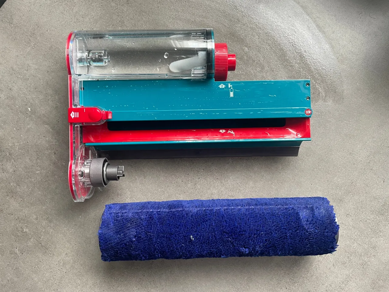 Dyson Submarine elektroszczotka schemat działania