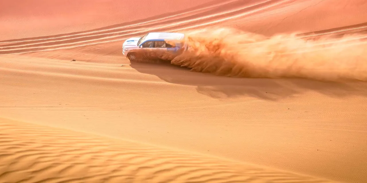 Khor Al Adaid pustynia morze wewnętrzne